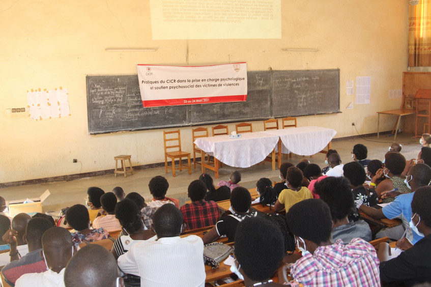 Au Burundi, le CICR partage ses pratiques dans la prise en charge psychologique des victimes des violences