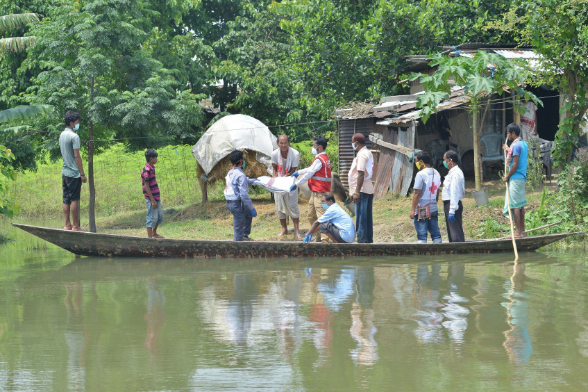印度：在新冠肺炎疫情期间为受洪灾影响的社区提供支持