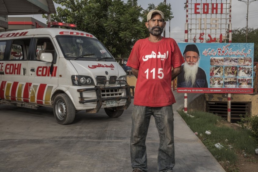 Los héroes desconocidos de Pakistán: trabajadores de la salud corren riesgos para salvar vidas