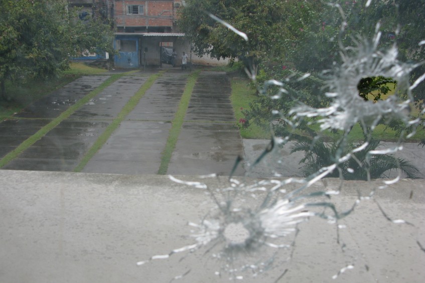 Bewaffnete Gewalt in brasilianischen Städten und die Methodik des sichereren Zugangs