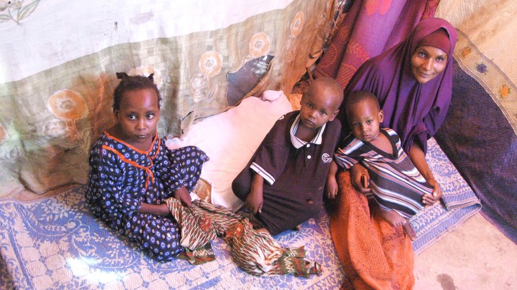 الصومال: أسرة فطومة والنجاة من الجوع