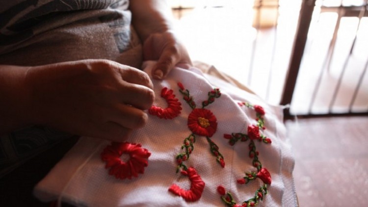 Paraguai: o trabalho artesanal muda a vida de mulheres privadas de liberdade