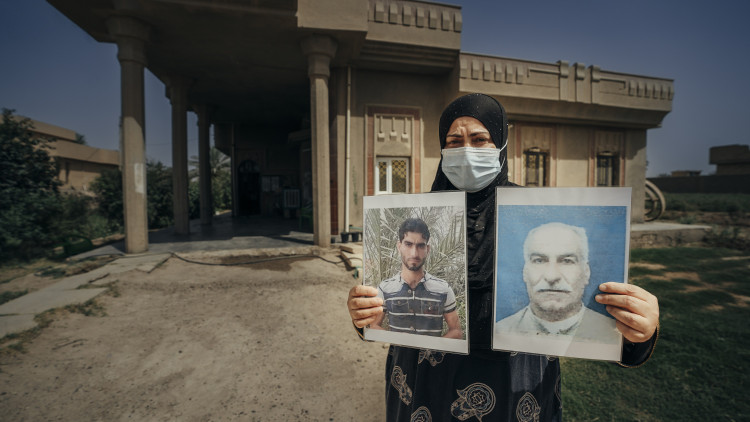 العراق: عائلات المفقودين تتأرجح بين الأمل واليأس، بينما تتواصل عمليات البحث عن المفقودين