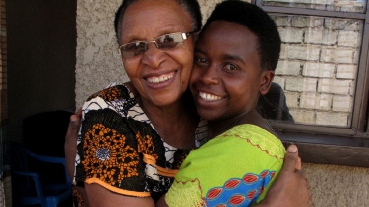 Ruanda: Eliane encuentra a su familia tras veinticuatro años de separación