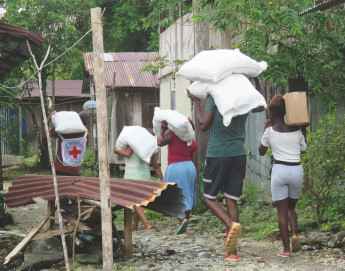 Colombia: asistencia humanitaria para comunidades confinadas en Chocó