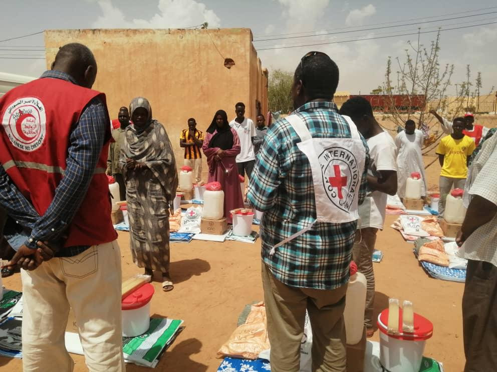 Судан: после двух месяцев боевых действий основные службы работают на пределе возможностей