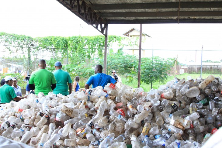 Detenidos reciclan en EcoSólidos